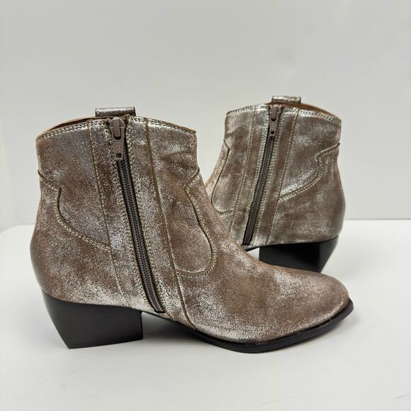 NEW Seychelles Upside Silver Metallic Suede Leather Western Bootie Ankle Boot - Picture 9 of 15